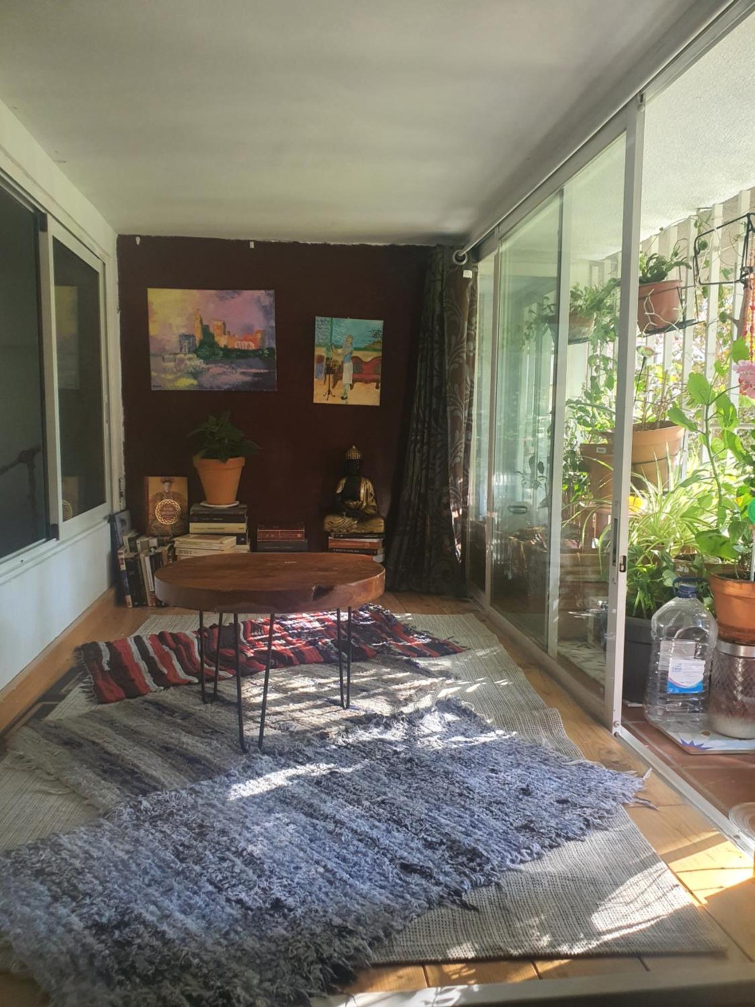 Libros Y Plantas A 5 Minutos Del Centro En Bus Apartment Madrid Exterior photo